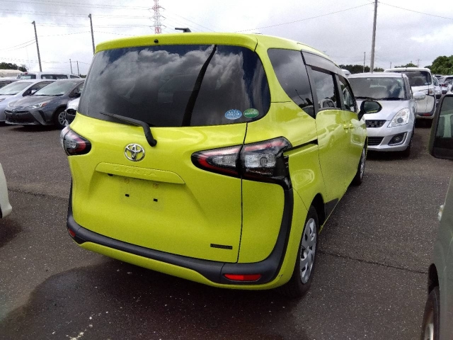 TOYOTA SIENTA 2018