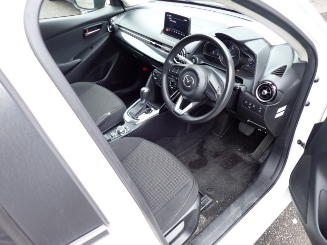 MAZDA DEMIO 2020