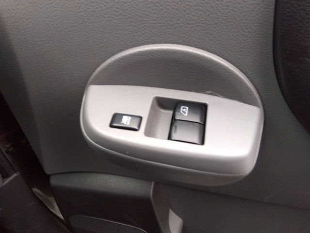 NISSAN NV200 2013