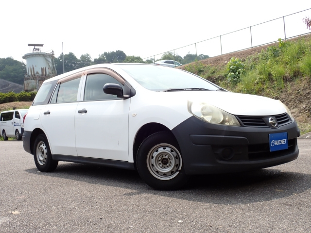 NISSAN AD 2008