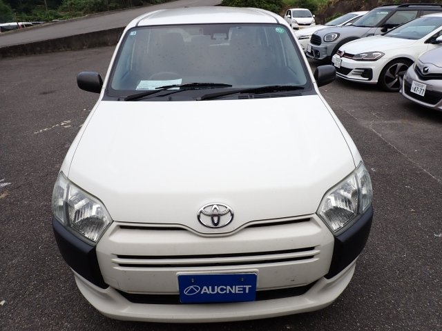 TOYOTA PROBOX 2017