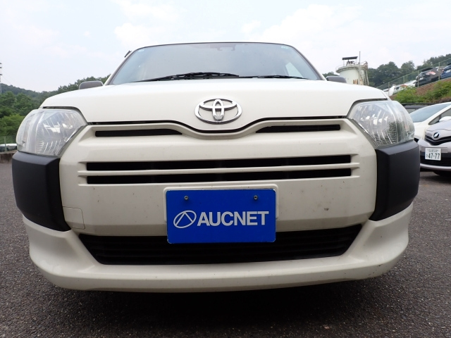 TOYOTA PROBOX 2017