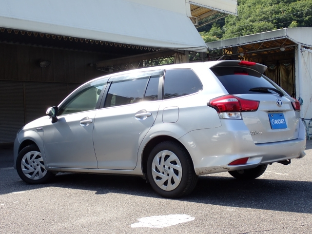TOYOTA COROLLA FIELDER 2019