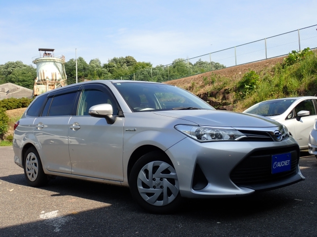 TOYOTA COROLLA FIELDER 2019