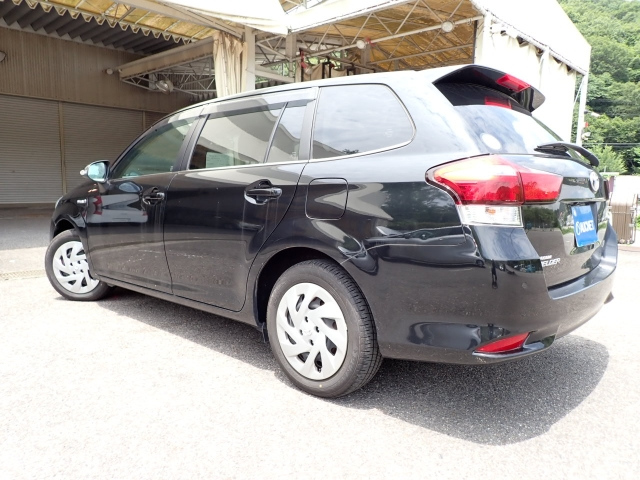 TOYOTA COROLLA FIELDER 2018