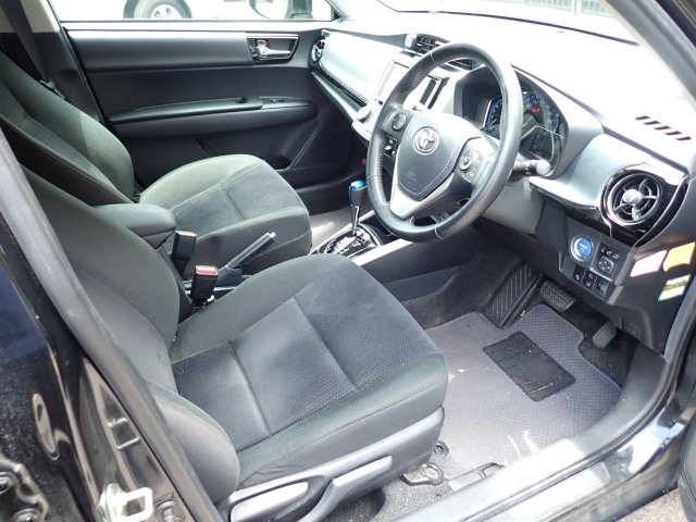 TOYOTA COROLLA FIELDER 2018