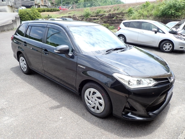 TOYOTA COROLLA FIELDER 2018