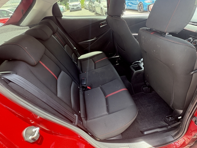 MAZDA DEMIO 2015