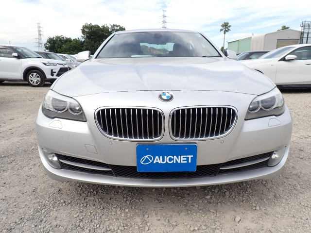 BMW 5 SERIES 2013