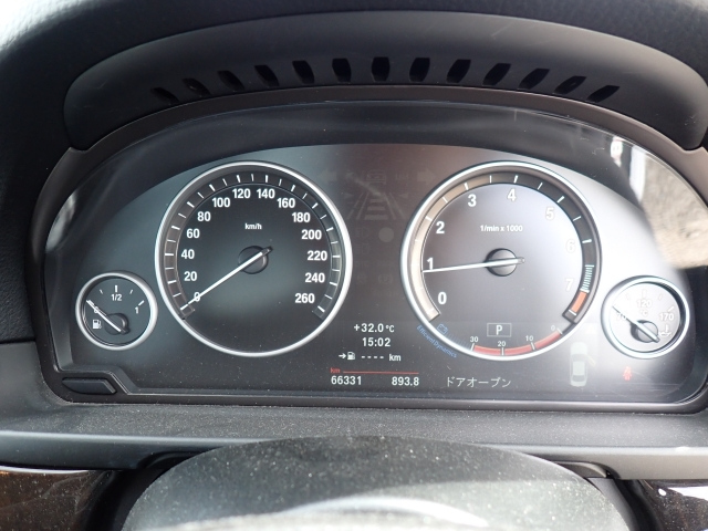 BMW 5 SERIES 2013