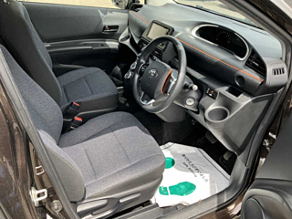 TOYOTA SIENTA 2016