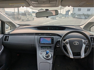 TOYOTA PRIUS 2010