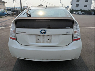 TOYOTA PRIUS 2010