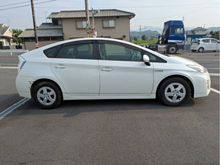 TOYOTA PRIUS 2010