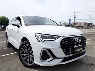 AUDI Q3 2023
