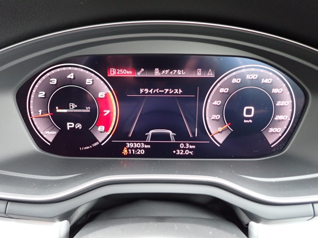 AUDI A4 2021