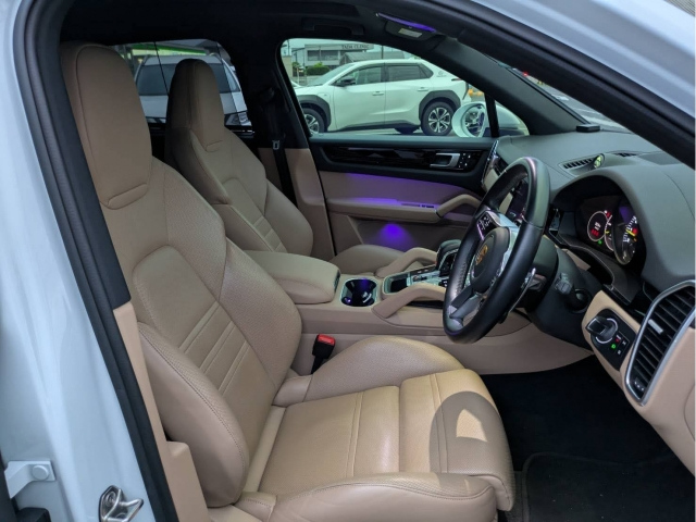 PORSCHE CAYENNE 2022