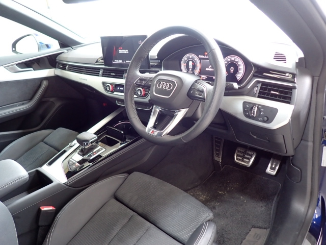 AUDI A5 2022