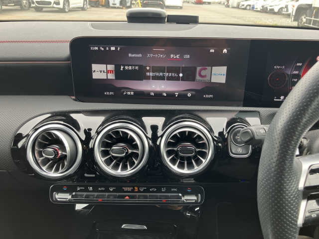 MERCEDES BENZ CLA CLASS 2024