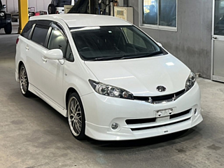TOYOTA WISH 2009