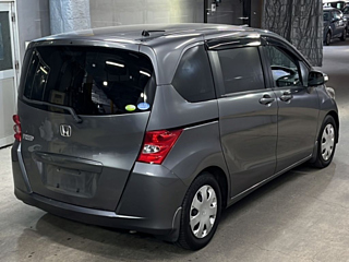 HONDA FREED 2011