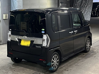 DAIHATSU TANTO 2018