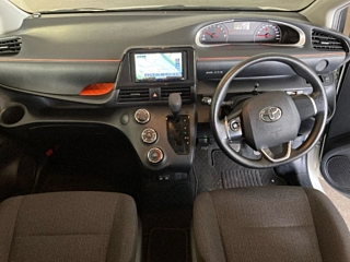 TOYOTA SIENTA 2020