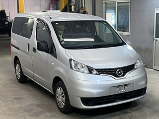 NISSAN NV200 2020