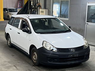 NISSAN AD 2009
