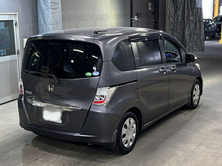 HONDA FREED 2013