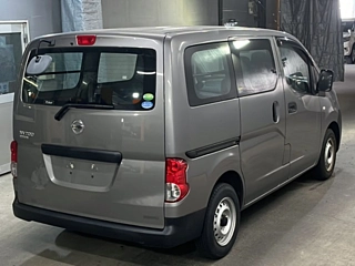 NISSAN NV200 2020