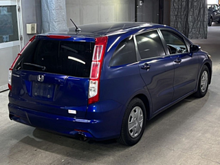 HONDA STREAM 2011