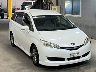 TOYOTA WISH 2014