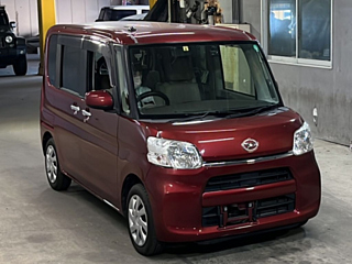 DAIHATSU TANTO 2015