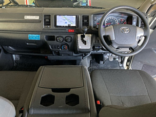 TOYOTA HIACE VAN 2020