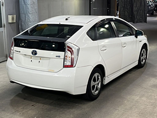 TOYOTA PRIUS 2012