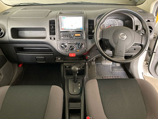 NISSAN AD 2019