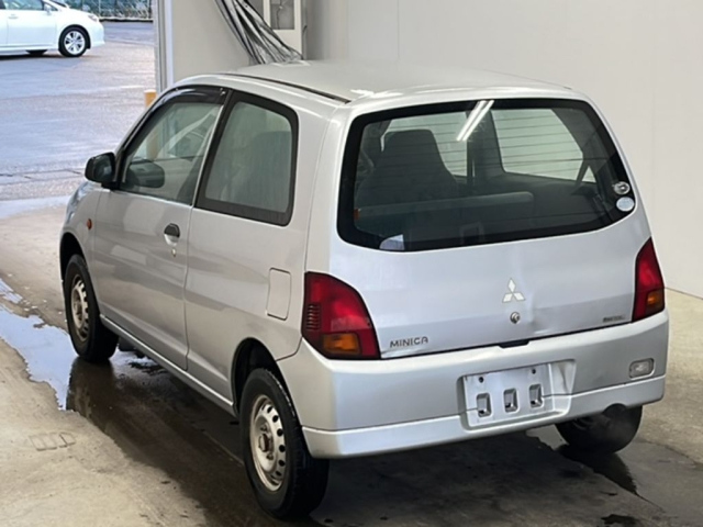 MITSUBISHI MINICA 2009