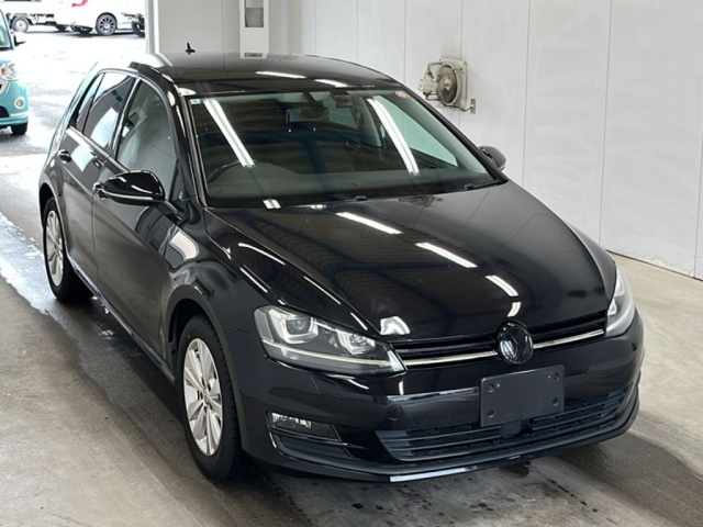 VOLKSWAGEN GOLF 2016