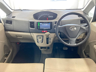 DAIHATSU MOVE 2011