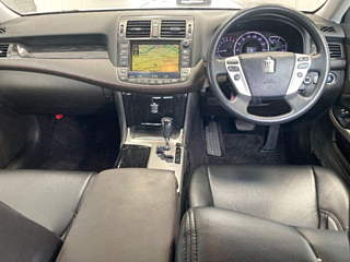 TOYOTA CROWN 2010