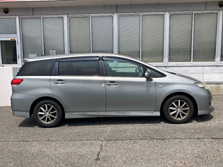 TOYOTA WISH 2009