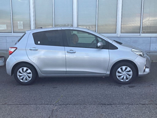 TOYOTA VITZ 2019