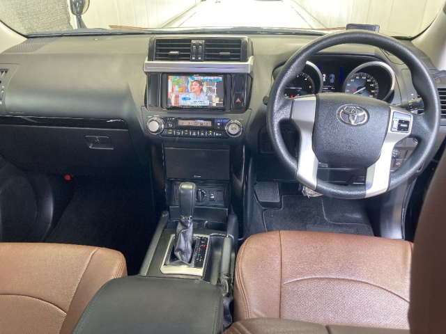 TOYOTA LAND CRUISER PRADO 2015
