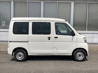 DAIHATSU HIJET VAN 2017