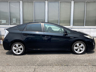 TOYOTA PRIUS 2010