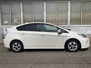 TOYOTA PRIUS 2014