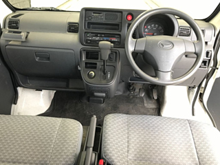 DAIHATSU HIJET VAN 2017
