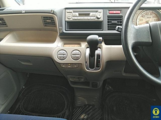 HONDA LIFE 2010