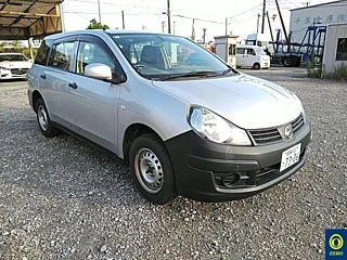 NISSAN AD 2011
